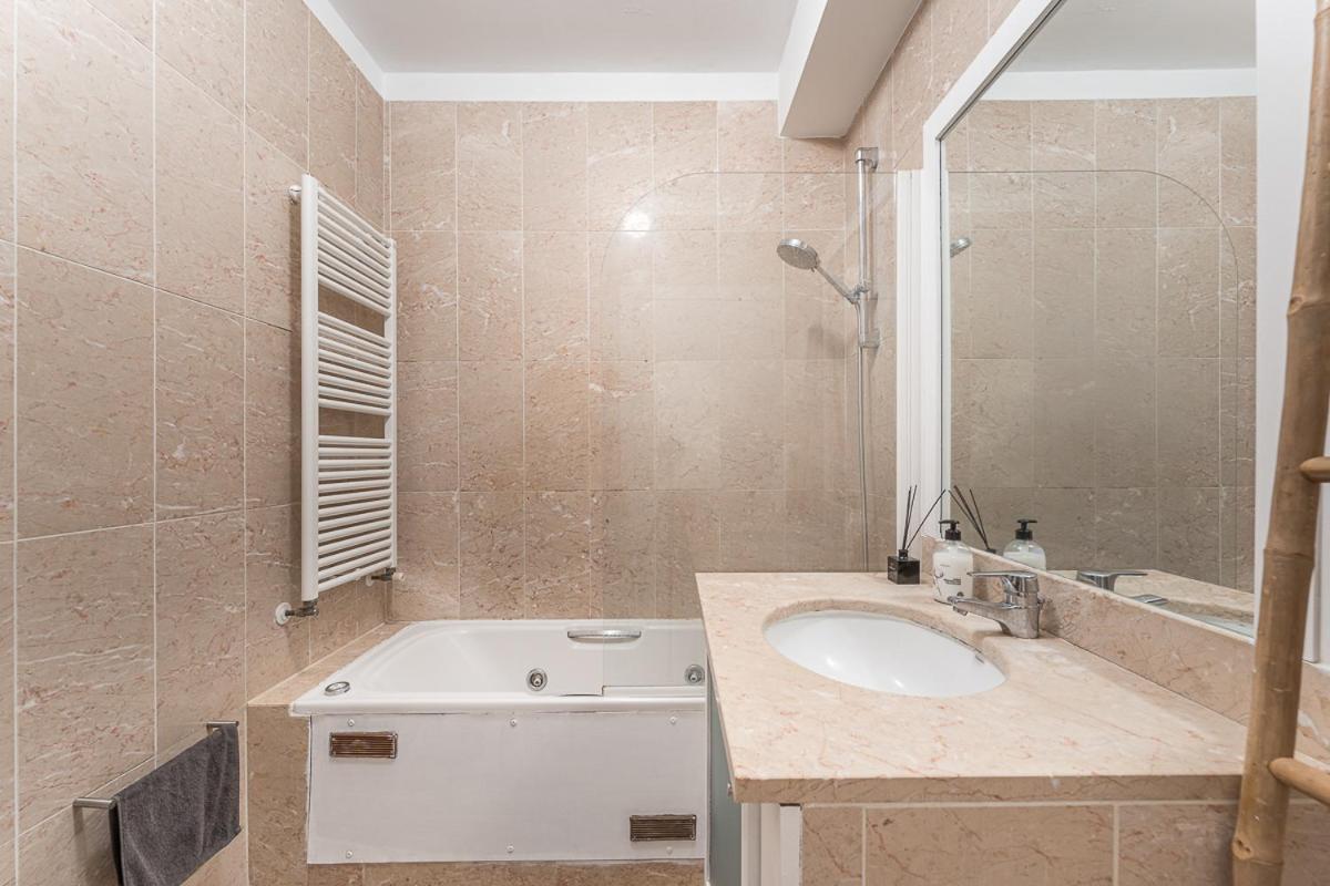 Beachfront Apartment Матозінюш Екстер'єр фото